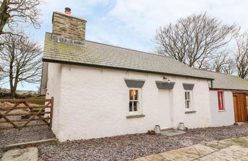 Boncath House | Bwthyn Lan