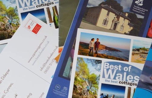 Ammanford House | Bwthyn y Gors in Swansea Valley