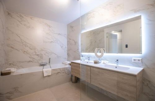 Cadzand-Bad Apartment | By Sea, Full Sea View, balcony, use of hotel Pool and Sauna