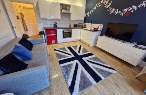 Westbrook Apartment | By The Bay - Mins To Margate & Beaches Wparking