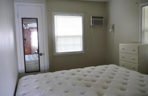 Clearlake Apartment | By the Lake