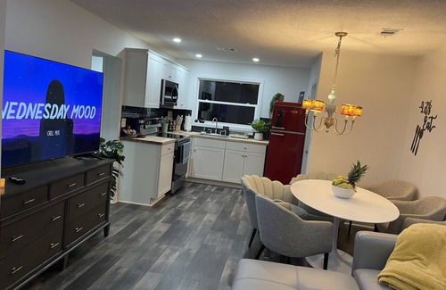 Northside House | 'By the river ' 2 homes 16 guests pool table game room private deck