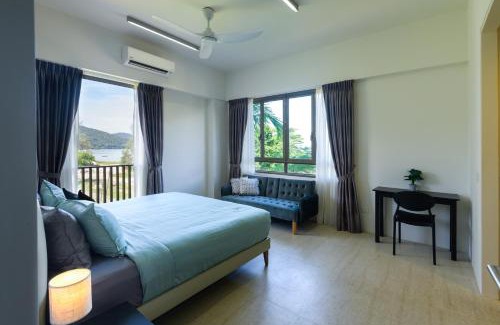 Batu Ferringhi Apartment | By The Sea Beach Front Apartment