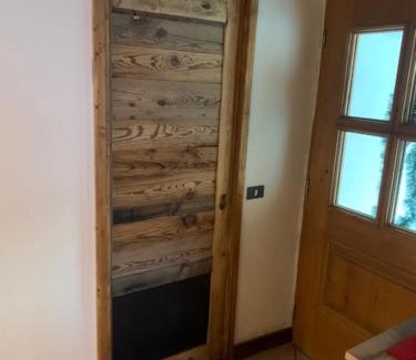 Campitello di Fassa Apartment | Cèsa Viosadea