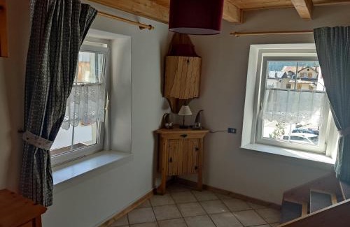 Campitello di Fassa Apartment | Cèsa Viosadea