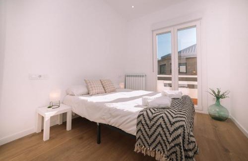 Vigo Apartment | Céntrico con luz y belleza by CABANA Rentals