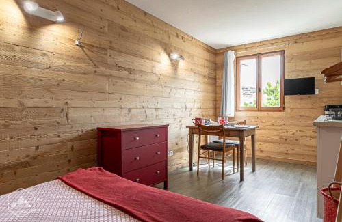 Le Bourget Apartment | Côté-Bourget 2 pers L'AIGUILLE D'ORAN proche La Norma Aussois !