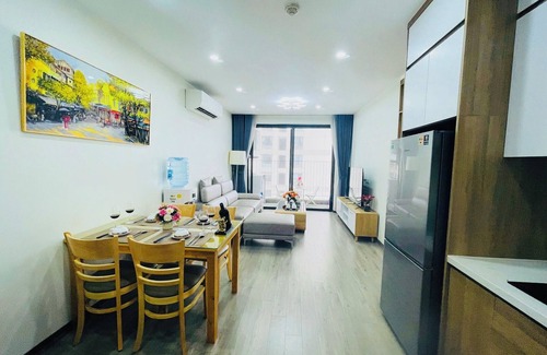 Trung Hoa Nhan Chinh Condo | Căn hộ 2 phòng ngủ, 1 phòng tắm - Vinhomes D'Capitale