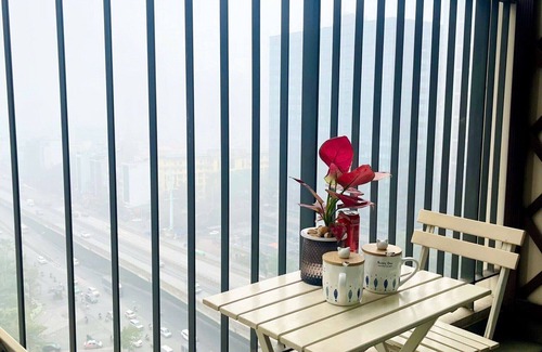 Trung Hoa Nhan Chinh Condo | Căn hộ 2 phòng ngủ, 1 phòng tắm - Vinhomes D'Capitale