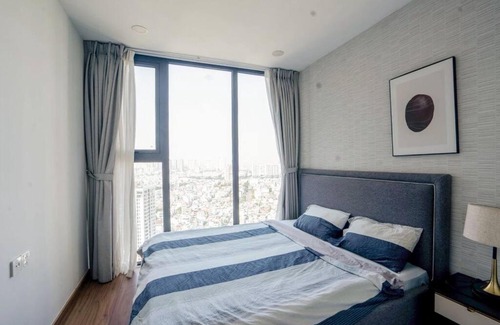 Tan Thuan Tay Apartment | Căn Hộ 3 phòng ngủ Eco Green Sài Gòn