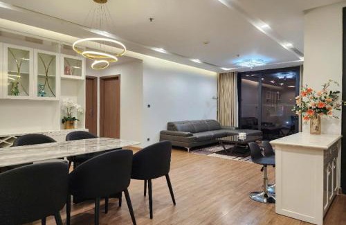 Ngoc Khanh Apartment | Căn Hộ Tại Metropolis 4 Phòng ngủ sang trọng
