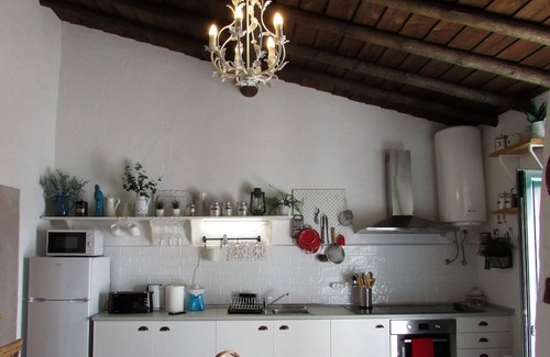 Alandroal House | C M Casa de Mares Local Accommodation