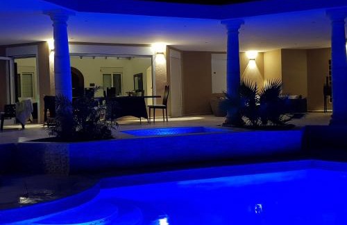 Orient Bay Villa | C'RENITY VILLA