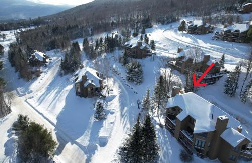 Bretton Woods Villa | C12 Homey Bretton Woods slopeside townhome for your family getaway to the White Mountains