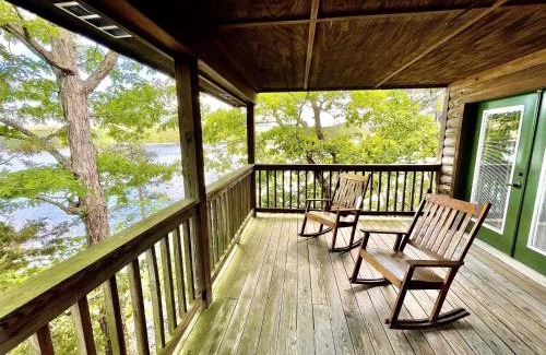 Mount Ida House | C17, Three bedroom, three bath log-sided, luxury Harbor North cottage with hot tub cottage