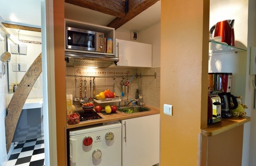 3rd Arrondissement Apartment | C3DD Strolling