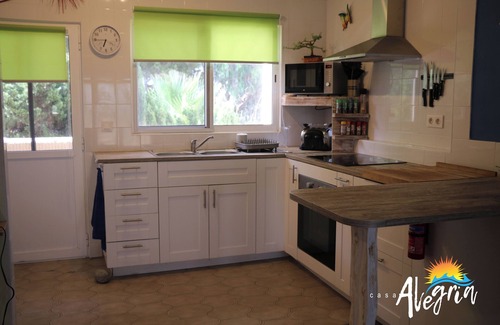 Vista de los Angeles-Rumina Apartment | Captivating 2-Bed Beachside Apartment in Mojacar