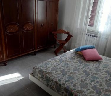 Castelnuovo Magra Apartment | Ca' LUCIANO Cinque Terre, wifi, aria condizionata