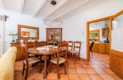 Alcudia Villa | “Ca Na Rosa” close to the Beach with Wi-Fi, A/C, Terrace, Garden & Pool