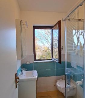 Madonna del Sasso Apartment | Ca' nel Bosco