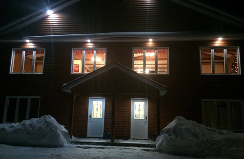 Petite-Riviere-Saint-Francois Ski Chalet | 15 Minutes de Baie-st-paul et du Massif de Charlevoix