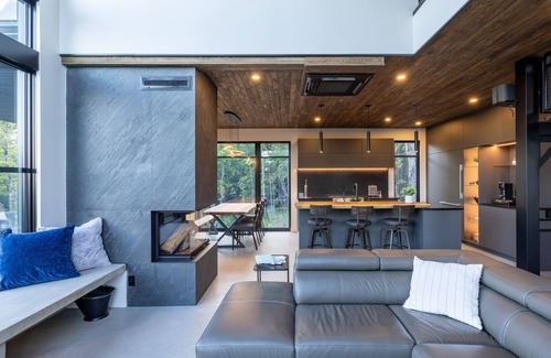 Petite-Riviere-Saint-Francois Ski Chalet | Expérience Om du Massif: Ski, Spa, Sauna, Piscine Vue Imprenable sur le Fleuve