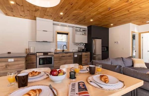 Petite-Riviere-Saint-Francois House | Cottage LUM-27 | Petite-Rivière-St-François