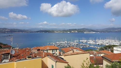 Fezzano House | Ca' Tinetto