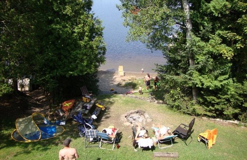 Farleys Corners House | Executive Lakefront Home - NEW HOT TUB !