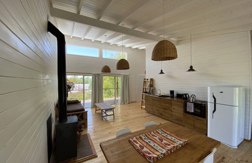 Partido de Tigre Cabin | Cabaña con Vista al Río. Playa y Muelle Privados