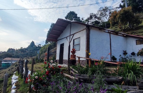 Guarne Cabin | Cabaña en Guarne