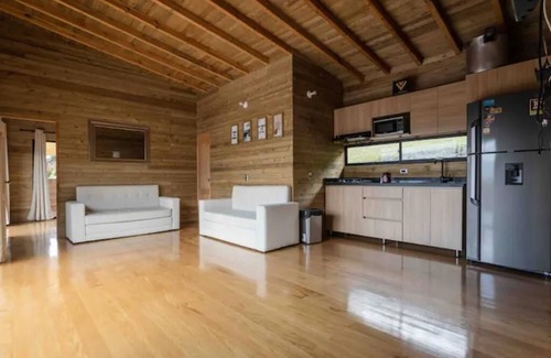 Guatape Cabin | Cabaña en Guatape 22 personas con jacuzzi