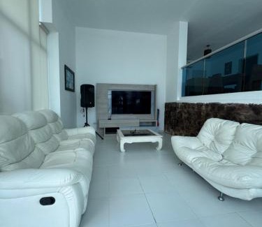 Santa Veronica House | Cabaña Miramar
