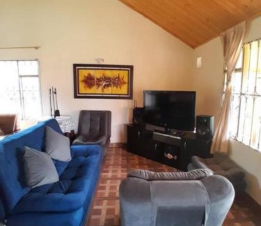 Paipa Villa | Cabaña Villa Eugenia - Paipa