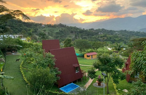 Villeta Ski Chalet | Cabañas Villa Yoli