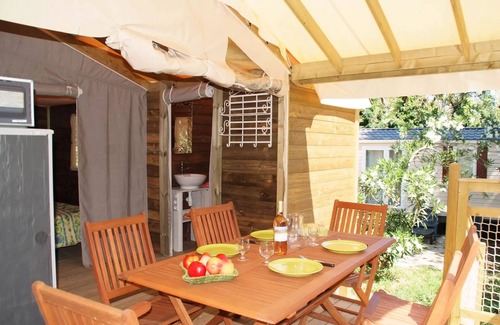 Roquebrune-sur-Argens Cabin | Caba'nature 3 Rooms 5 People