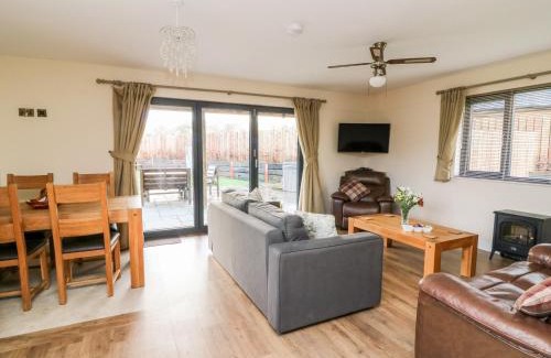 Llandrindod Wells House | Caban Nant Ddu