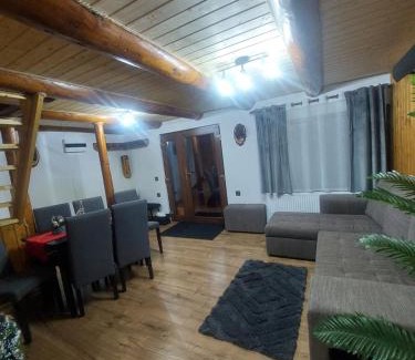 Toplita House | Cabana Stînă - Duplex Montan