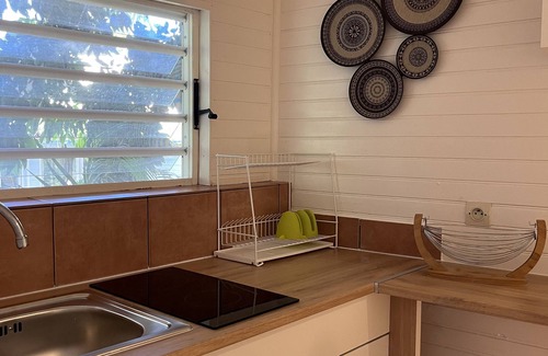 Saint-Denis House | Cabane dans les bois