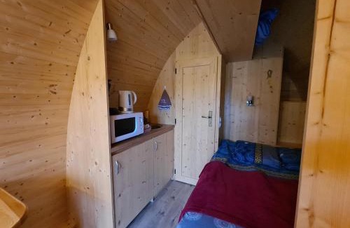 Pouligny-Notre-Dame House | Cabane forestière avec terrasse près de la base nautique - FR-1-591-644