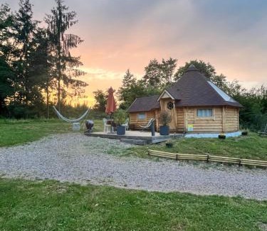 Fougerolles-Saint-Valbert Ski Chalet | Cabane, Kota Gri'hôtes