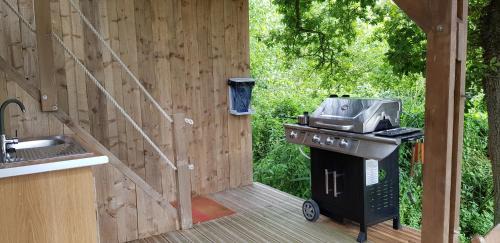 Valmont Bed & Breakfast | Cabane Perchée dans la prairie de l'ancien moulin