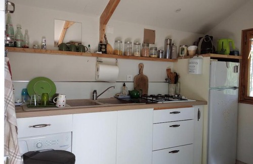 Montagnac-Montpezat Apartment | Cabane sous les Chênes