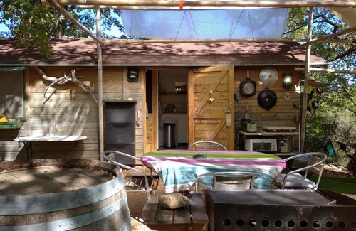 Montagnac-Montpezat Apartment | Cabane sous les Chênes