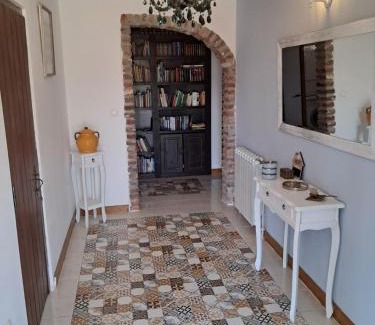 Nisa House | CABECOS ALTOs