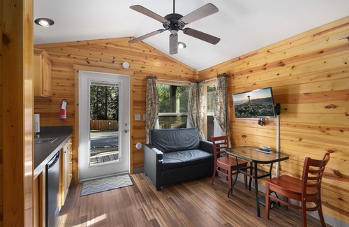 Union Cabin | Cabin #10