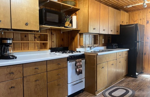 Eagle River Cabin | Cabin 19 by Eagle Waters Resort