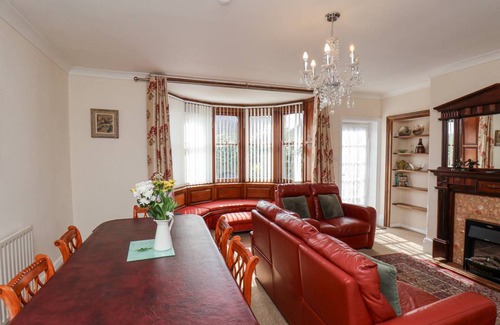 Ruswarp Cottage | Cabin ∙ 3 bedrooms ∙ 6 guests