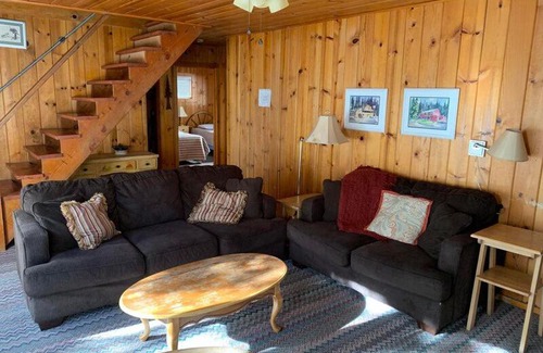Strawberry House | Cabin #3