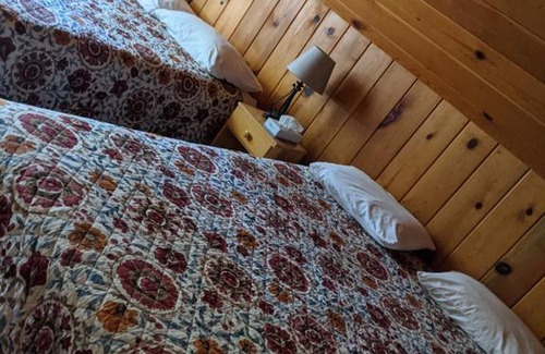 Strawberry House | Cabin #3